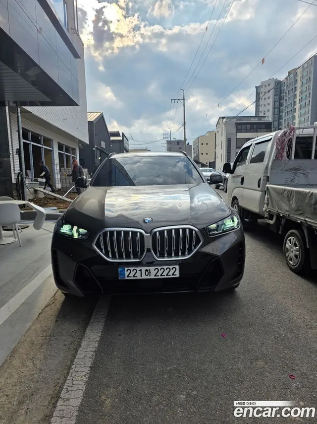 BMW X6 (G06) xDrive40i M — миниатюра 1