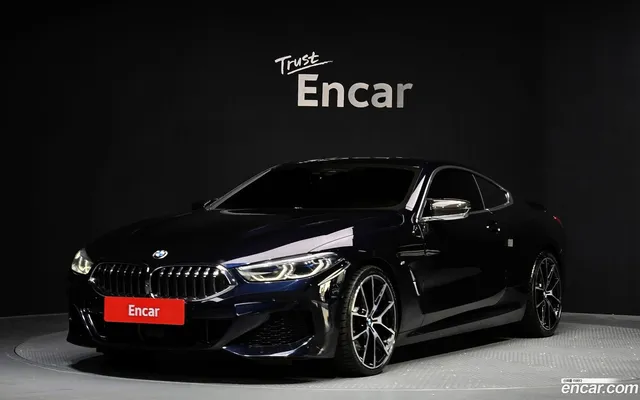 BMW 8 (G15) 840i xDrive M — миниатюра 1