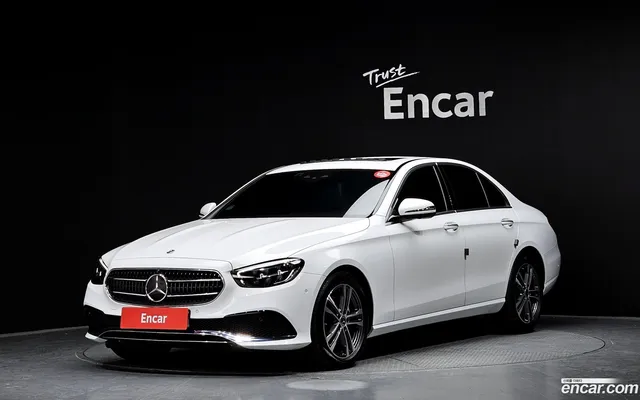 Mercedes-Benz E-Class (W213) E250 — миниатюра 1