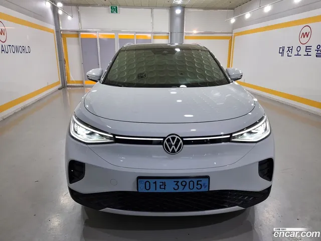 Volkswagen ID.4 — миниатюра 1