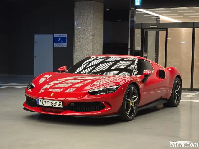 Ferrari 296 GTB 3.0 V6 — миниатюра 1