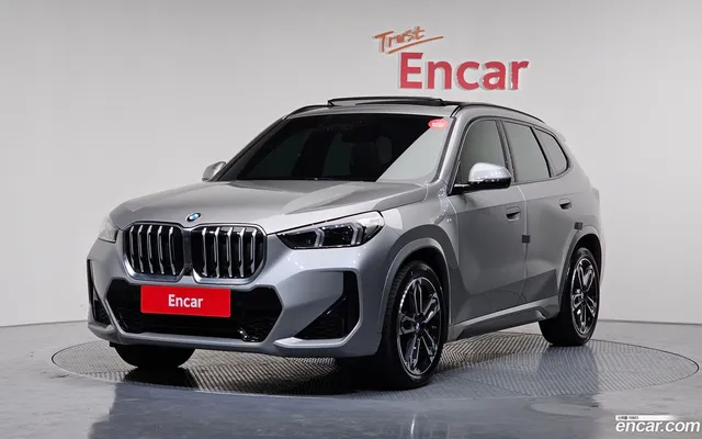 BMW X1 (U11) sDrive 20i M — миниатюра 1