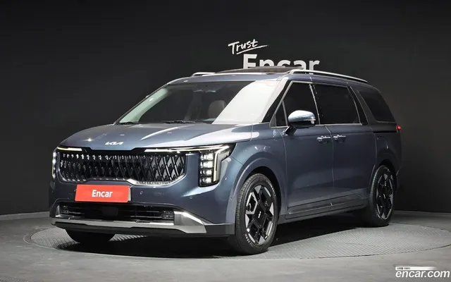 Kia Carnival 7 — миниатюра 1