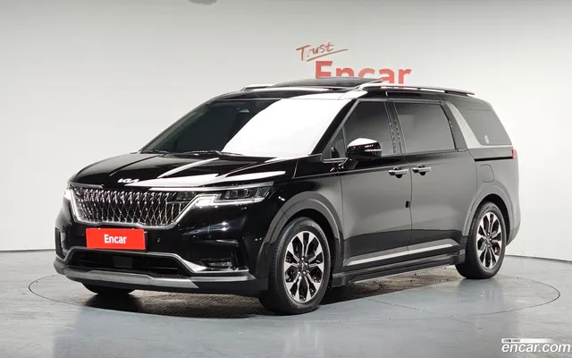 Kia Carnival 7 — миниатюра 1