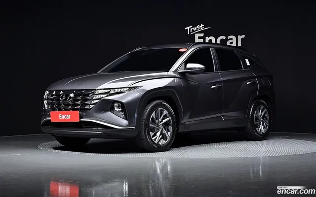 Hyundai Tucson (NX4) 2.0 2WD — миниатюра 1