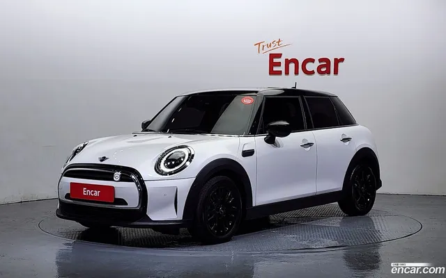 MINI Cooper 5 — миниатюра 1