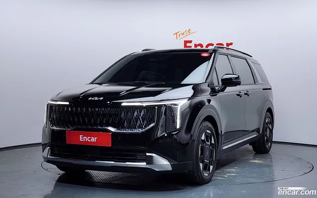 Kia Carnival 7 — миниатюра 1