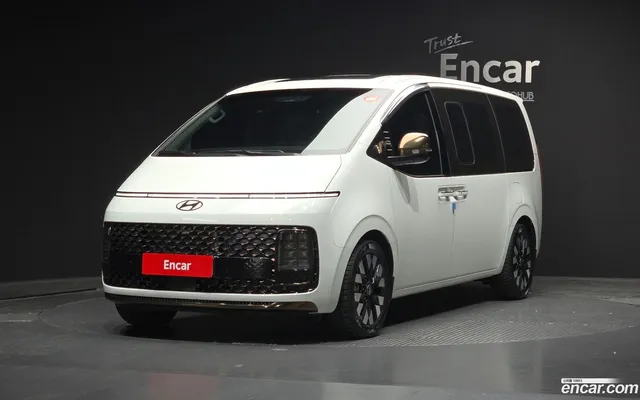 Hyundai Staria 4WD 9 — миниатюра 1