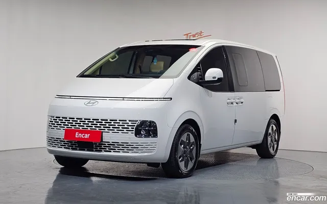 Hyundai Staria HEV 1.6 9 — миниатюра 1