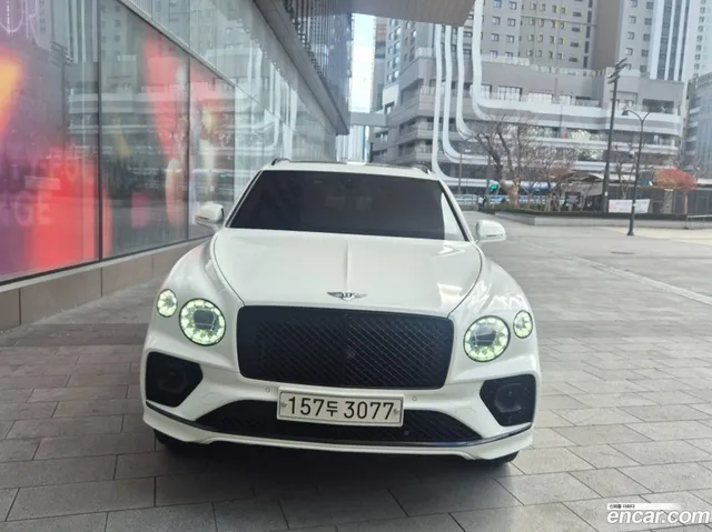 Bentley Bentayga 4.0 V8 — миниатюра 1
