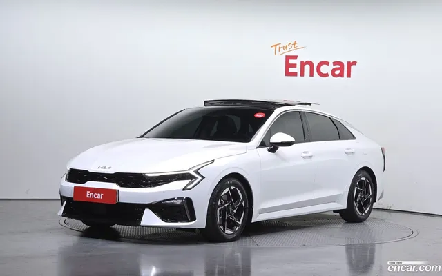 Kia K5 3 2.0 — миниатюра 1