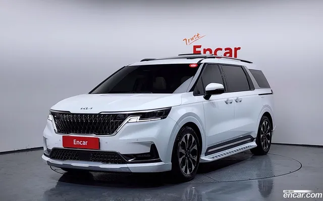 Kia Carnival 7 — миниатюра 1