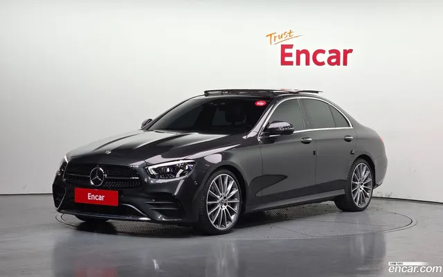 Mercedes-Benz E-Class (W213) E350 4MATIC AMG Line — миниатюра 1