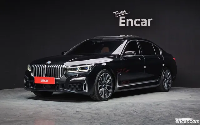 BMW 7 Series (G11) 740Li xDrive M — миниатюра 1