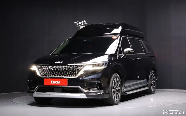 Kia Carnival 7 — миниатюра 1