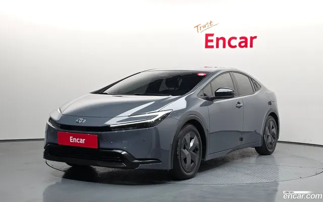 Toyota 5 2.0 LE — миниатюра 1