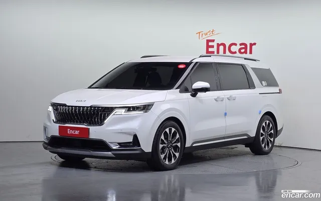 Kia Carnival 7 — миниатюра 1