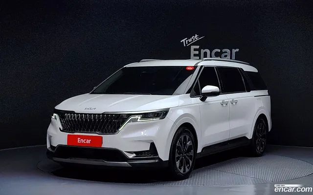 Kia Carnival 7 — миниатюра 1