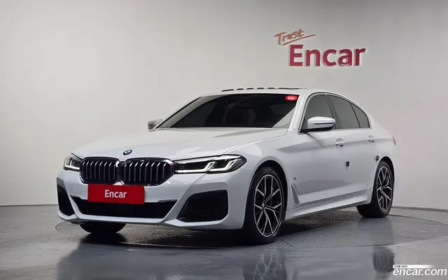 BMW 5 Series (G30) 530i M — миниатюра 1