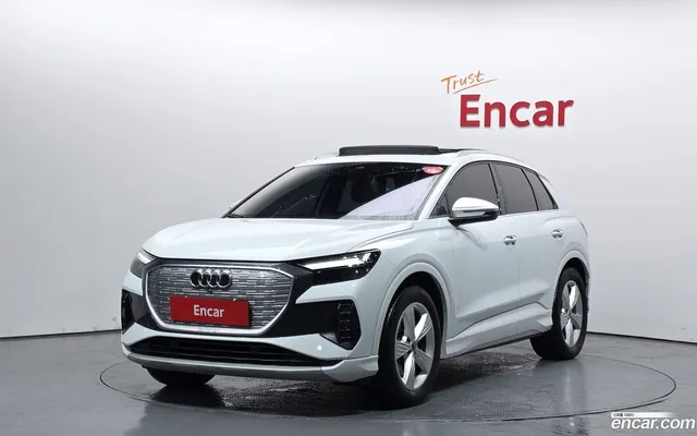 Audi Q4 e-tron (F4) 40 — миниатюра 1