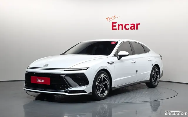 Hyundai (DN8) 1.6 — миниатюра 1