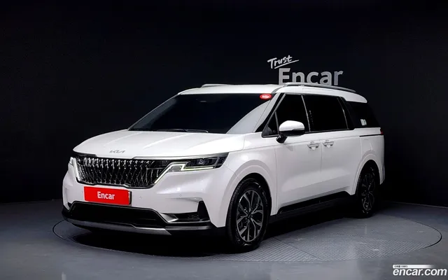 Kia Carnival 9 — миниатюра 1