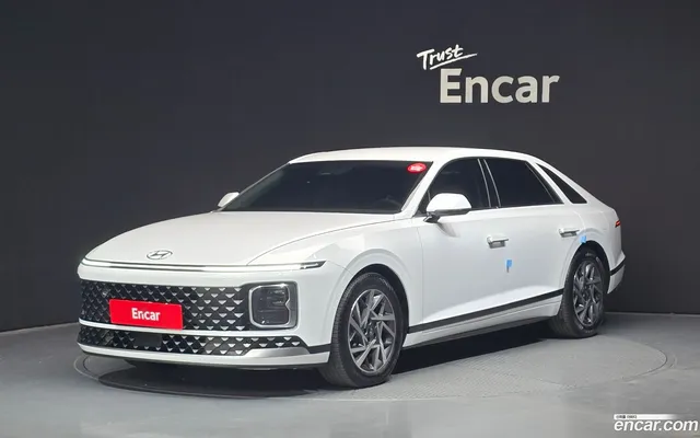 Hyundai Grandeur Hybrid (GN7) — миниатюра 1