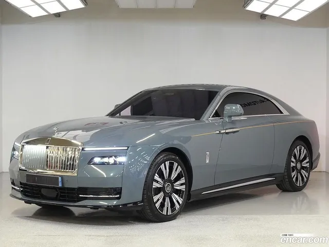 Rolls-Royce Spectre — миниатюра 1