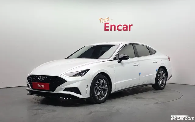 Hyundai Sonata (DN8) 2.0 — миниатюра 1