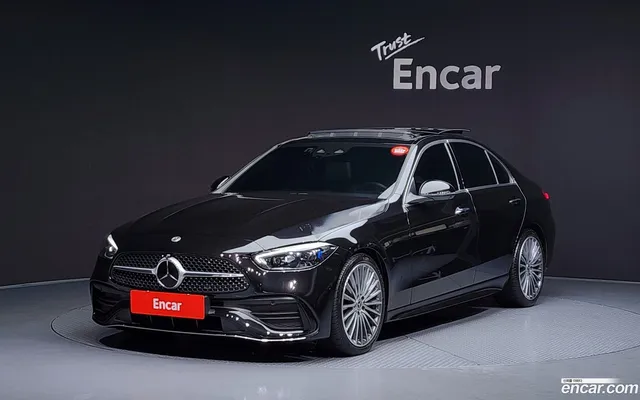 Mercedes-Benz C-Class (W206) C300 4MATIC AMG Line — миниатюра 1