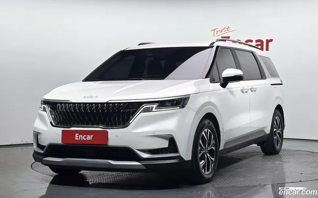 Kia Carnival 9 — миниатюра 1