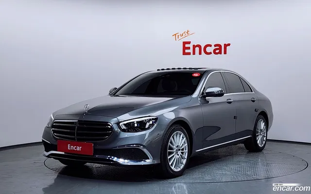 Mercedes-Benz E-Class (W213) E250 — миниатюра 1