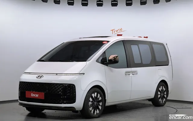 Hyundai Staria 4WD 9 — миниатюра 1