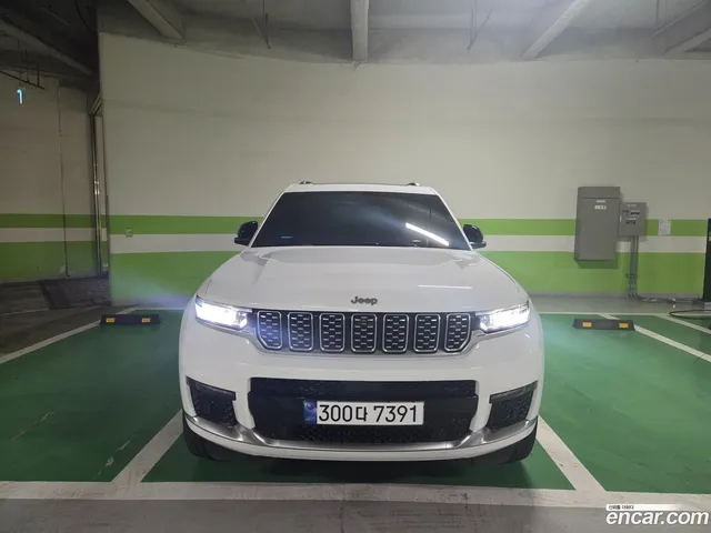 Jeep Grand Cherokee (WL) L 3.6 — миниатюра 1