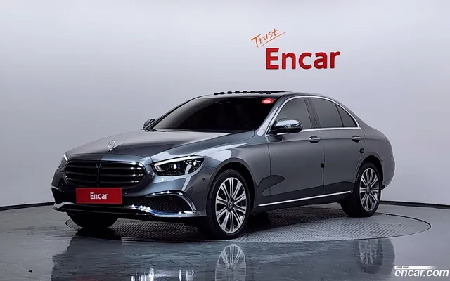 Mercedes-Benz E-Class (W213) E350 4MATIC — миниатюра 1