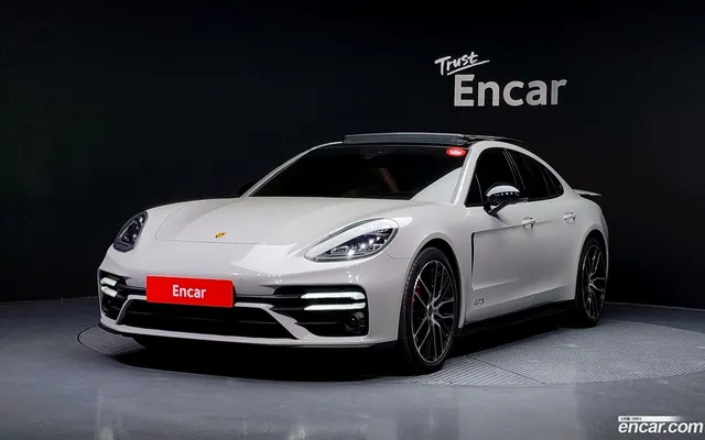 Porsche Panamera (971) 4.0 GTS — миниатюра 1