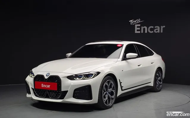 BMW i4 eDrive40 M — миниатюра 1