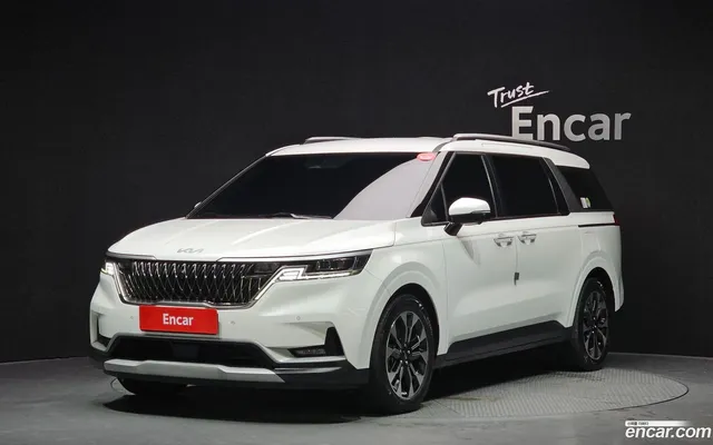 Kia Carnival 9 — миниатюра 1