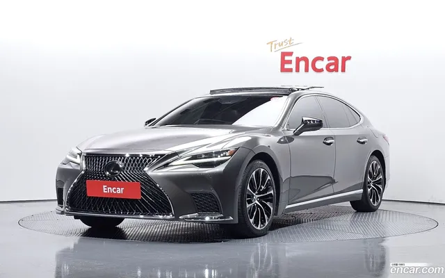 Lexus LS500 5 3.5 AWD — миниатюра 1