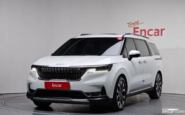 Kia Carnival 7 — миниатюра 1