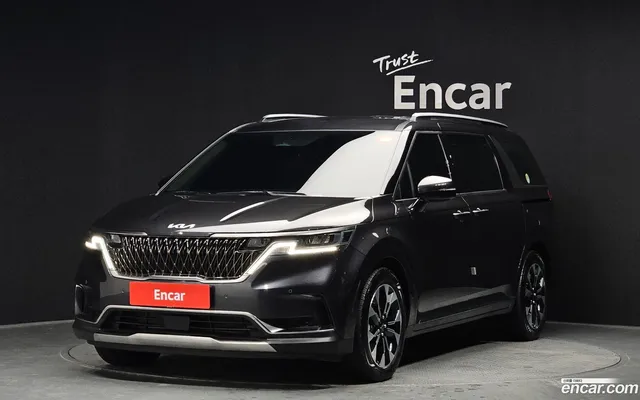 Kia Carnival 7 — миниатюра 1