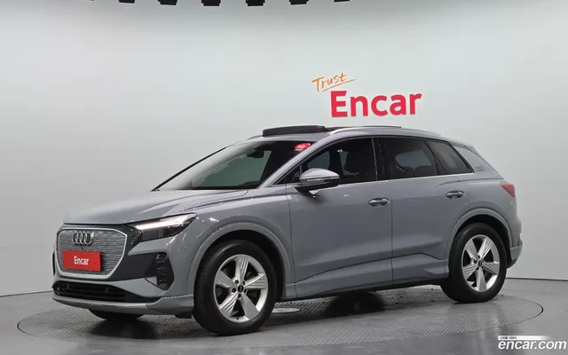 Audi Q4 e-tron (F4) 40 — миниатюра 1