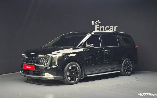 Kia Carnival 7 — миниатюра 1