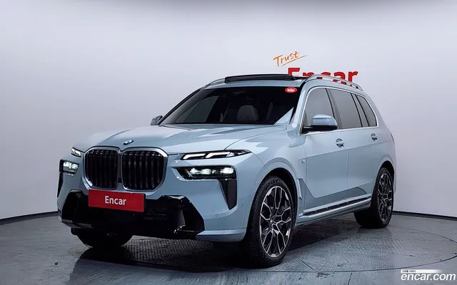 BMW X7 (G07) xDrive 40i M 6 — миниатюра 1