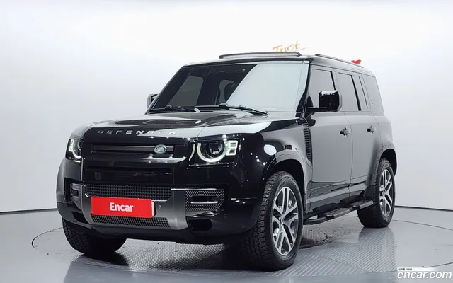 Land Rover (L663) 110 P400 X — миниатюра 1