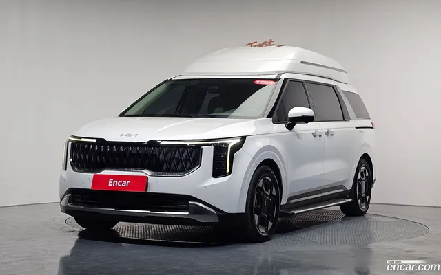 Kia Carnival 7 — миниатюра 1