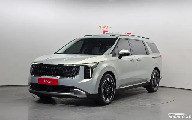 Kia Carnival 9 — миниатюра 1