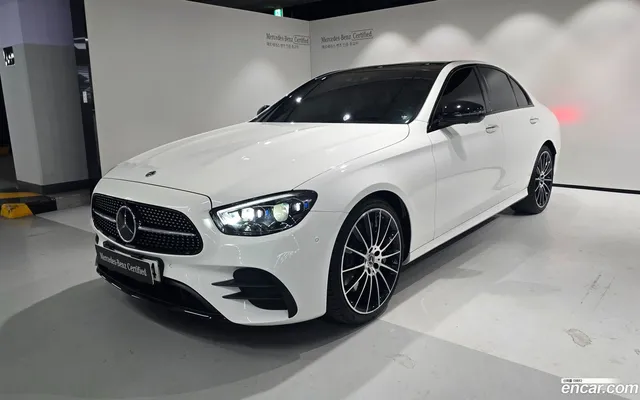 Mercedes-Benz E-Class (W213) E350 4MATIC AMG Line — миниатюра 1