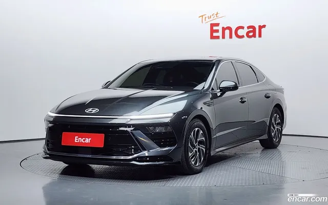 Hyundai (DN8) — миниатюра 1