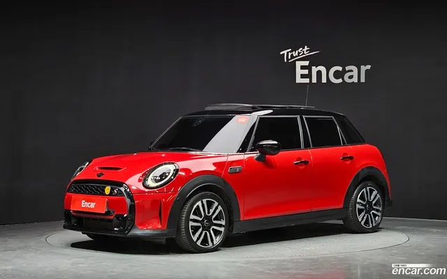 MINI Cooper S 5 — миниатюра 1